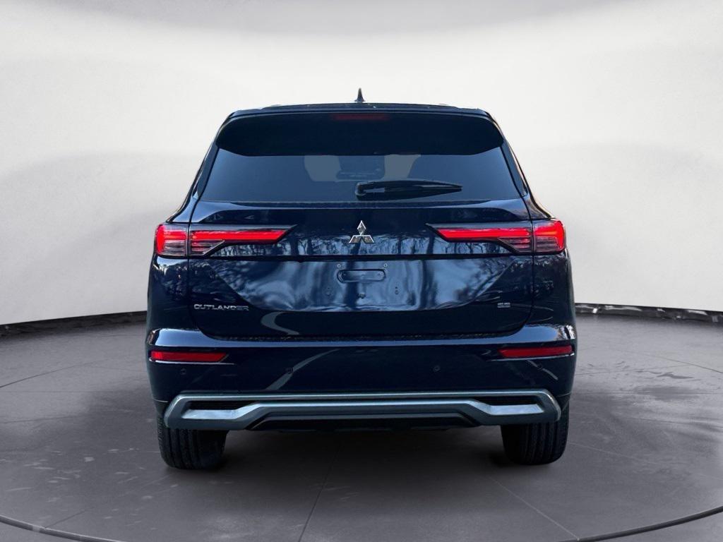 new 2026 Mitsubishi Outlander car, priced at $40,555