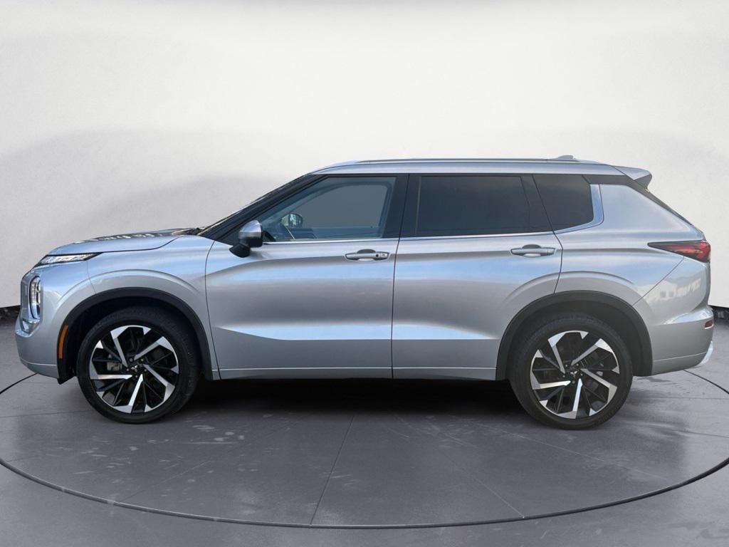 used 2023 Mitsubishi Outlander car, priced at $29,500
