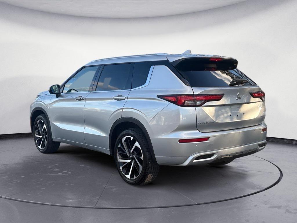 used 2023 Mitsubishi Outlander car, priced at $29,500