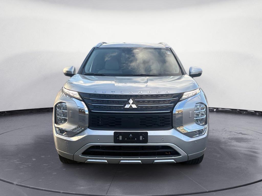 used 2023 Mitsubishi Outlander car, priced at $29,500