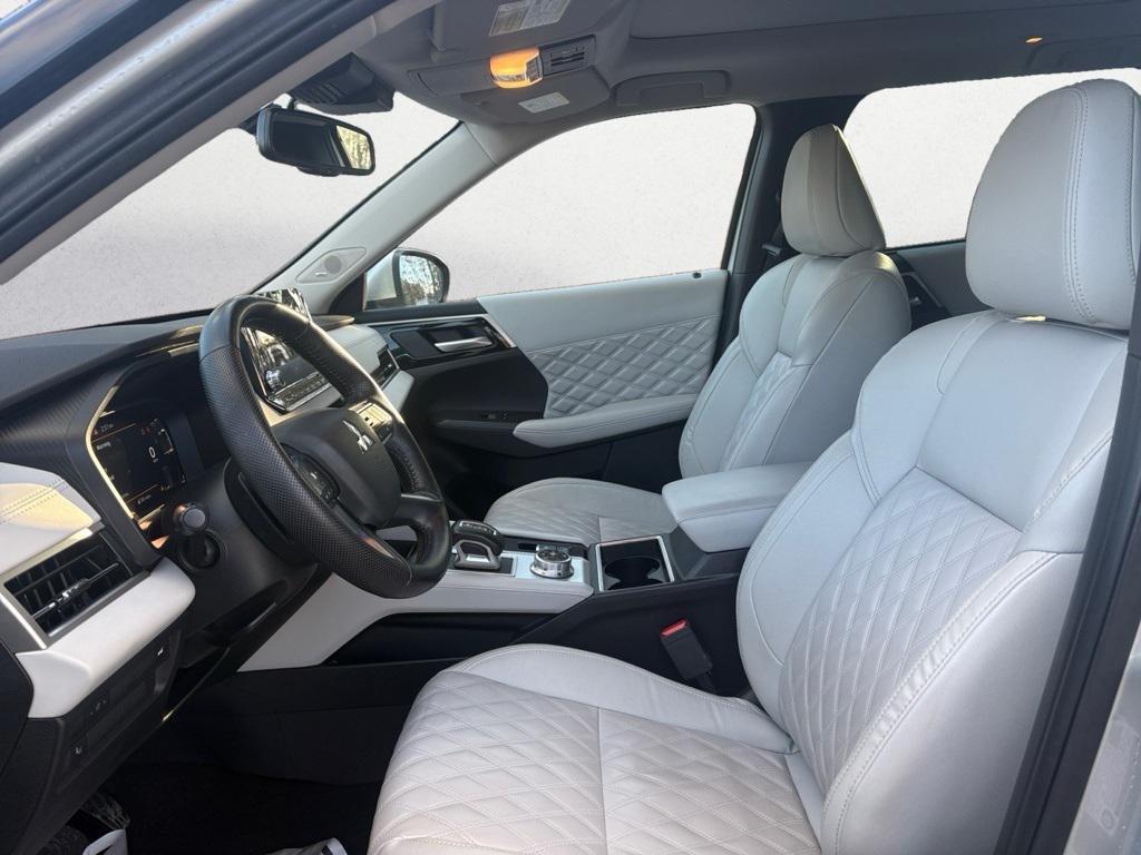 used 2023 Mitsubishi Outlander car, priced at $29,500