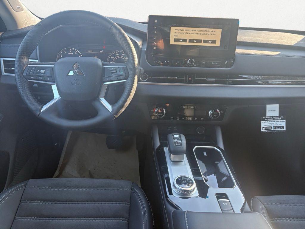 new 2026 Mitsubishi Outlander car, priced at $39,115