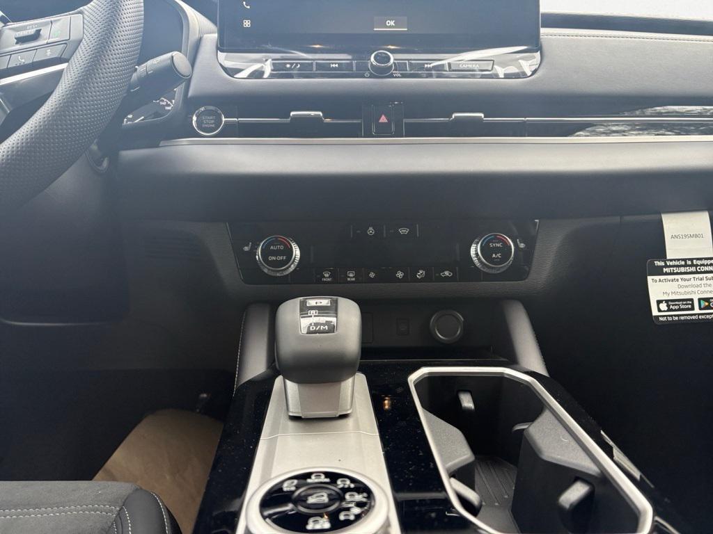 new 2026 Mitsubishi Outlander car, priced at $39,145