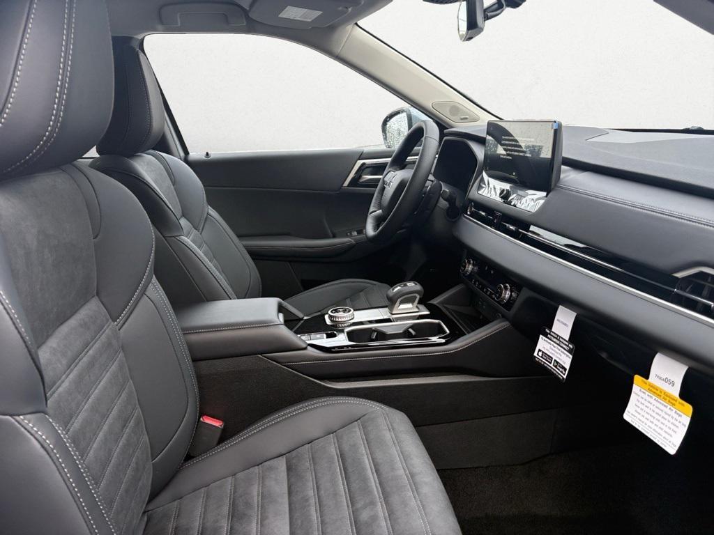 new 2026 Mitsubishi Outlander car, priced at $39,145