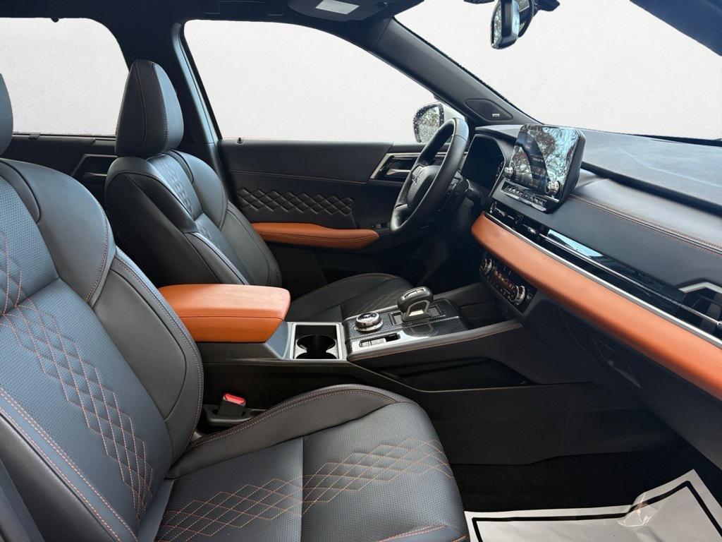 used 2024 Mitsubishi Outlander car, priced at $28,295