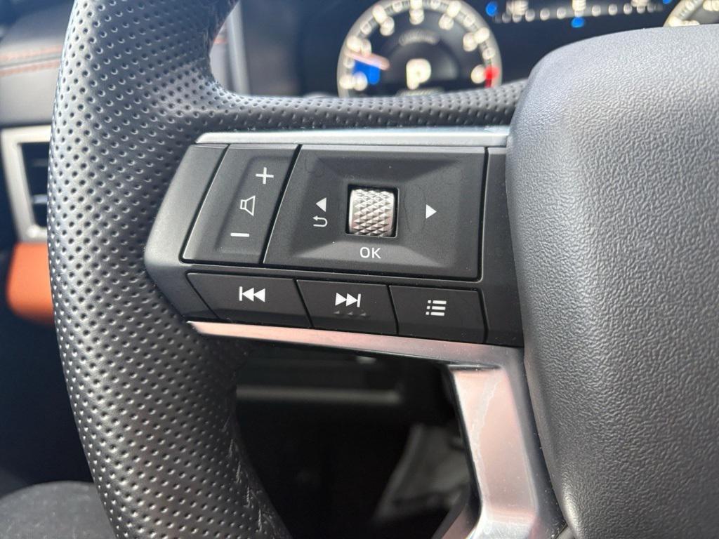 used 2024 Mitsubishi Outlander car, priced at $28,295