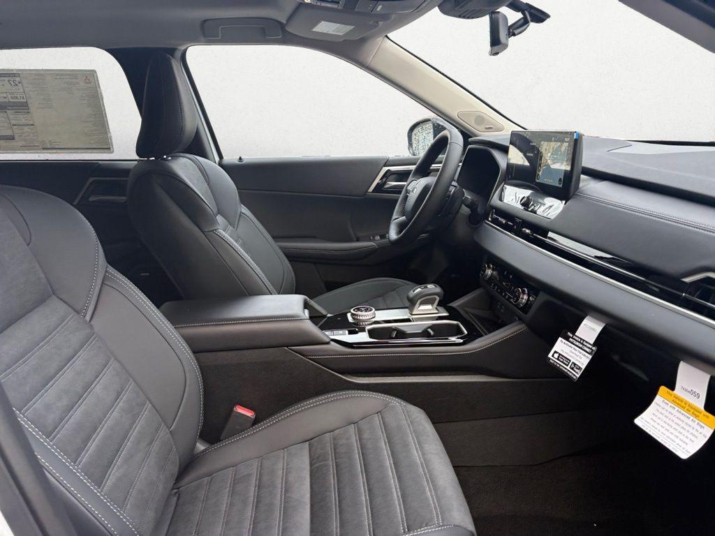 new 2026 Mitsubishi Outlander car, priced at $44,835