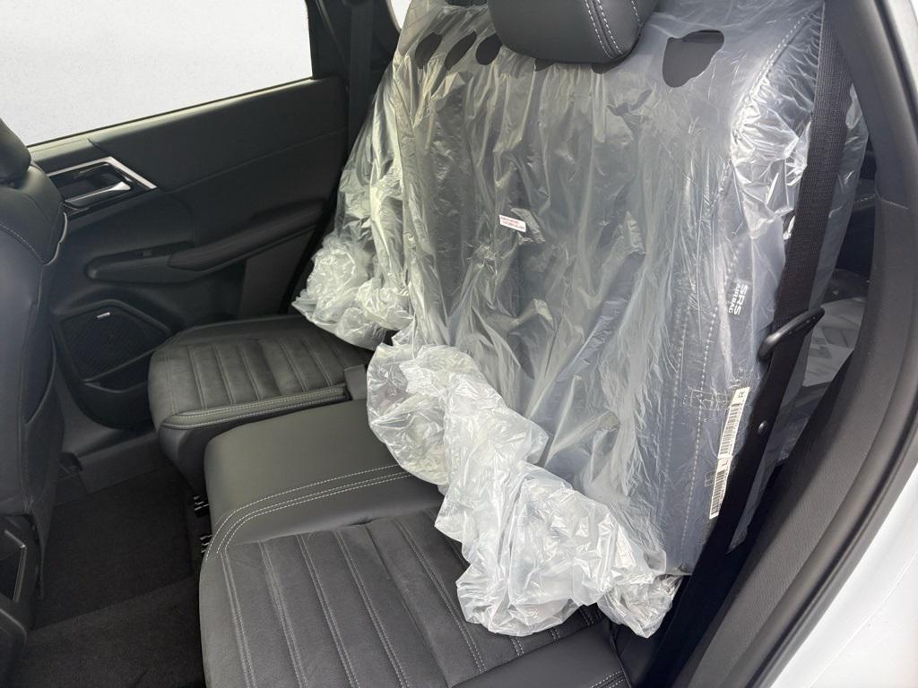 new 2026 Mitsubishi Outlander car, priced at $44,835