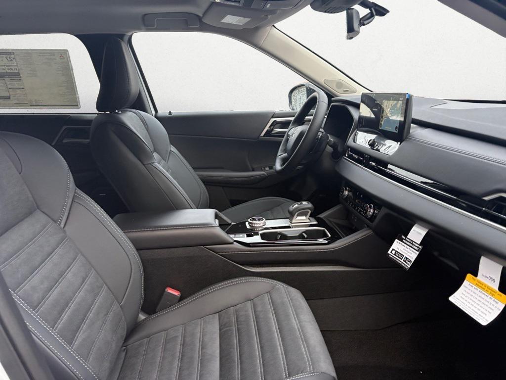 new 2026 Mitsubishi Outlander car, priced at $44,835