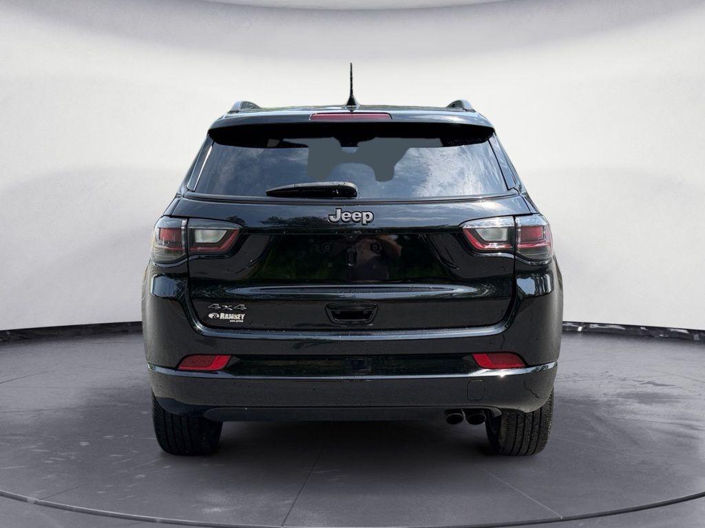 used 2022 Jeep Compass car, priced at $25,900