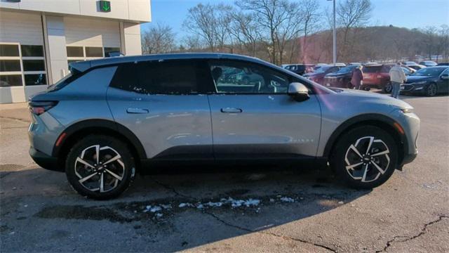 new 2026 Chevrolet Equinox EV car, priced at $29,384