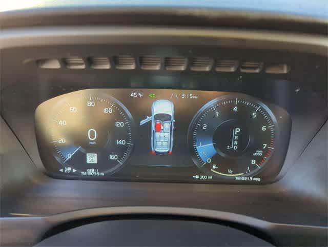 used 2022 Volvo XC90 car, priced at $28,745