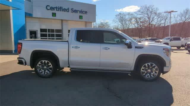 used 2023 GMC Sierra 1500 car, priced at $49,302