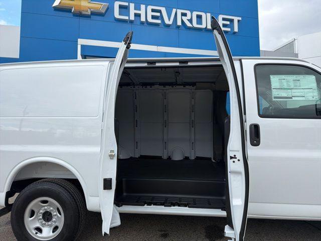 new 2026 Chevrolet Express 2500 car, priced at $44,725