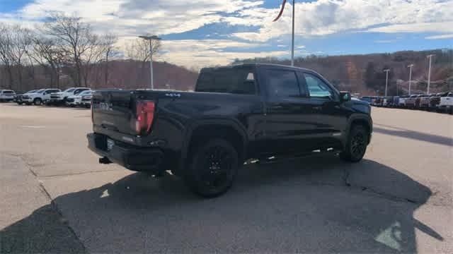 used 2022 GMC Sierra 1500 car, priced at $35,427