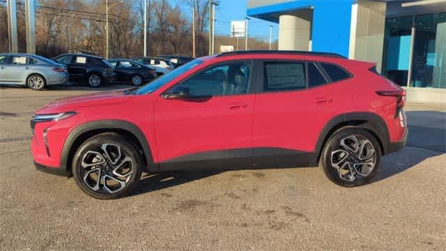 new 2026 Chevrolet Trax car, priced at $28,650