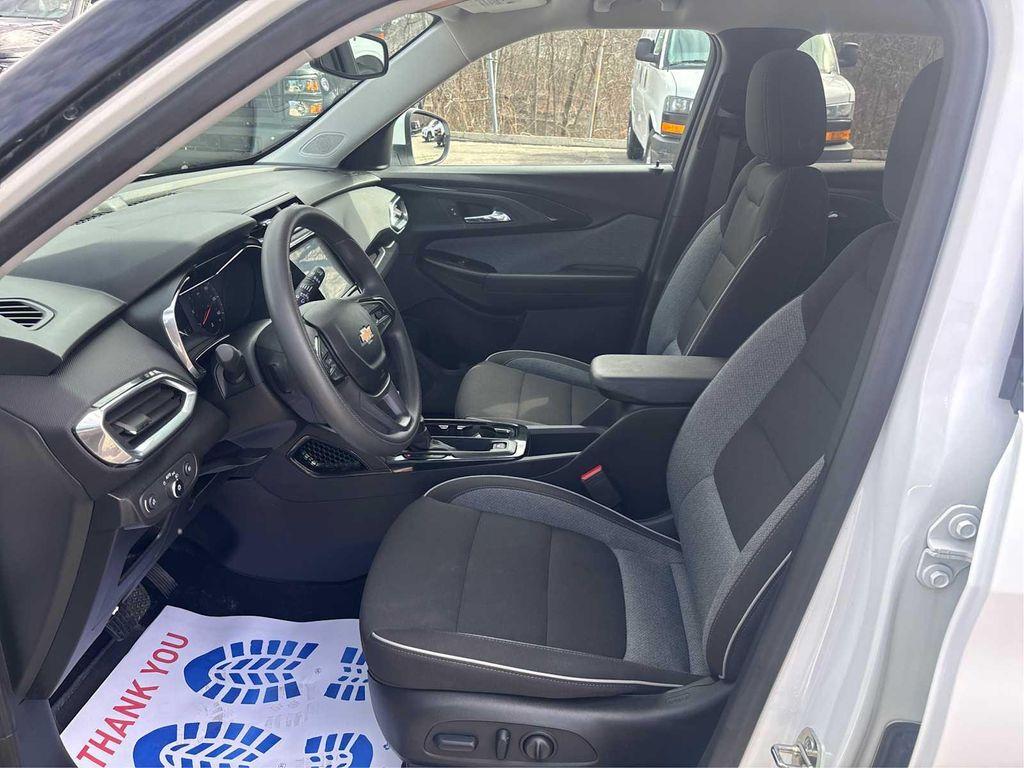 used 2023 Chevrolet TrailBlazer car, priced at $21,774
