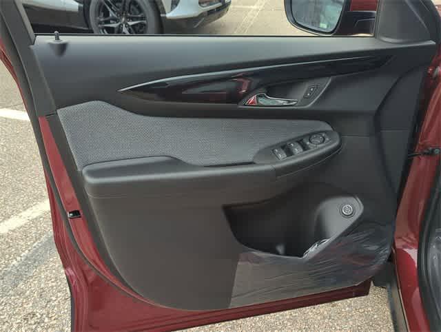 new 2025 Chevrolet TrailBlazer car, priced at $28,325