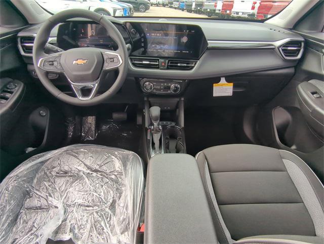 new 2025 Chevrolet TrailBlazer car, priced at $28,575