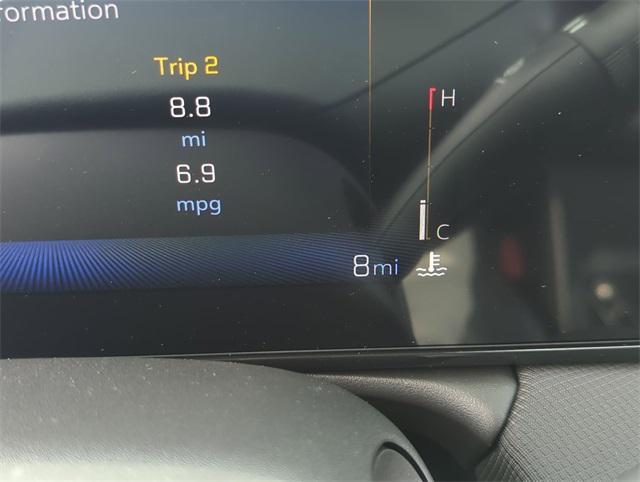 new 2025 Chevrolet TrailBlazer car, priced at $28,575