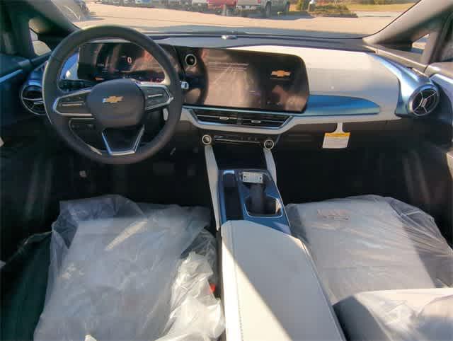 new 2026 Chevrolet Equinox EV car, priced at $39,285