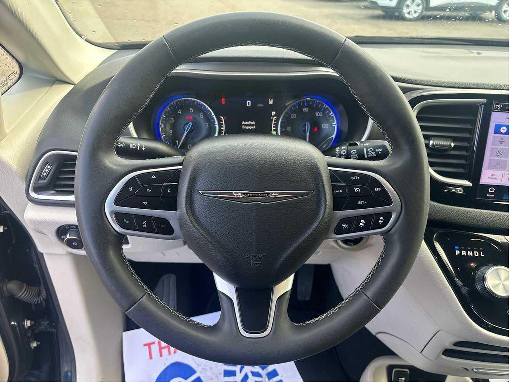 used 2023 Chrysler Pacifica car, priced at $25,774