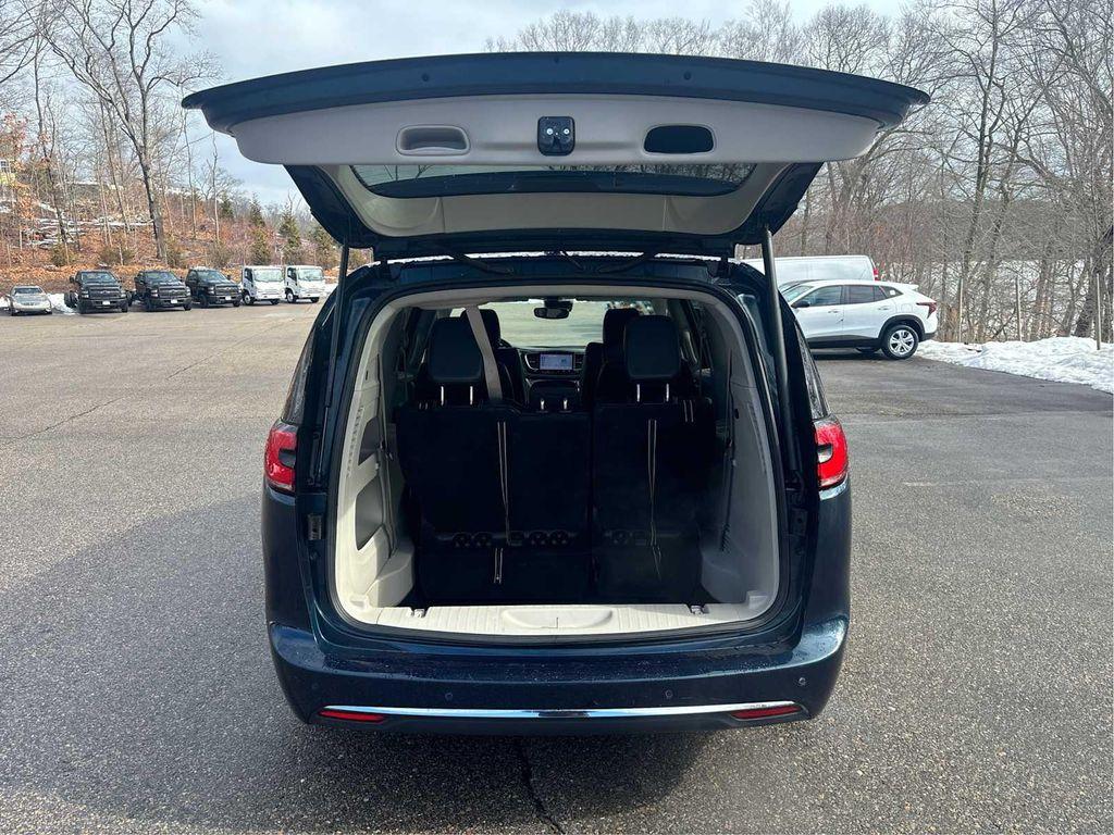 used 2023 Chrysler Pacifica car, priced at $25,774