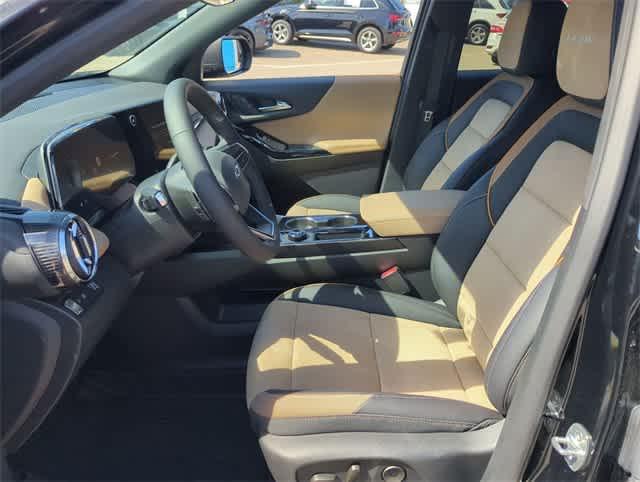 new 2026 Chevrolet Equinox car, priced at $33,905