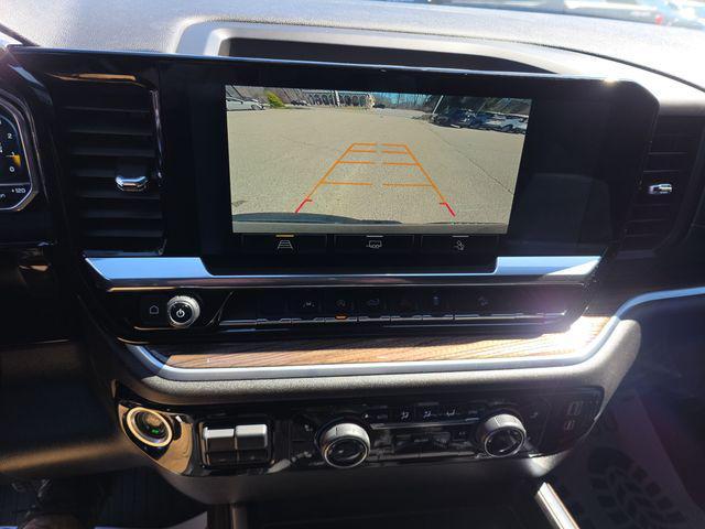 used 2022 Chevrolet Silverado 1500 car, priced at $38,995