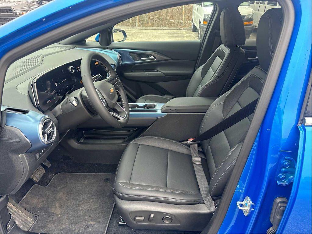 new 2026 Chevrolet Equinox EV car, priced at $38,595