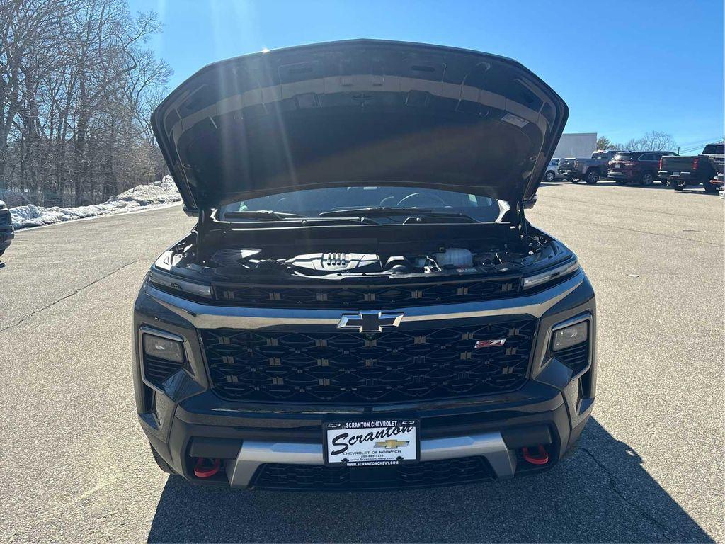 used 2024 Chevrolet Traverse car, priced at $42,774