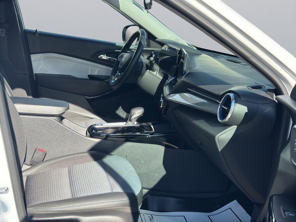 used 2024 Chevrolet Trax car, priced at $21,995