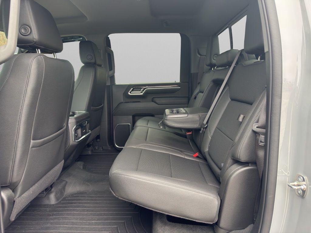 used 2024 Chevrolet Silverado 3500 car, priced at $68,999