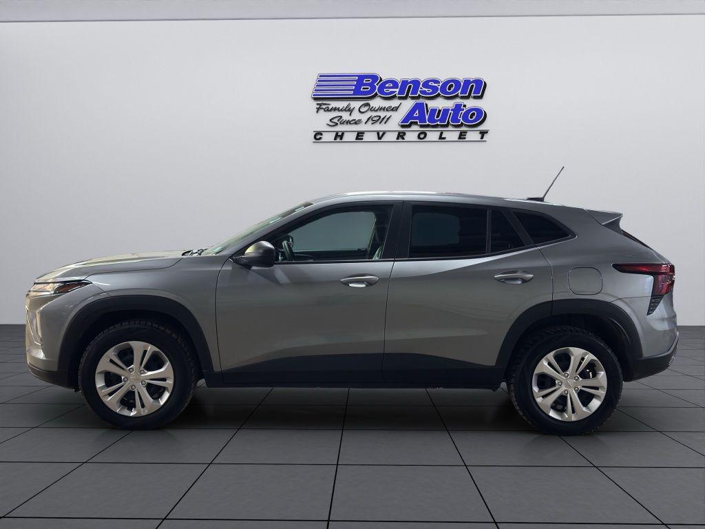 used 2024 Chevrolet Trax car, priced at $18,599