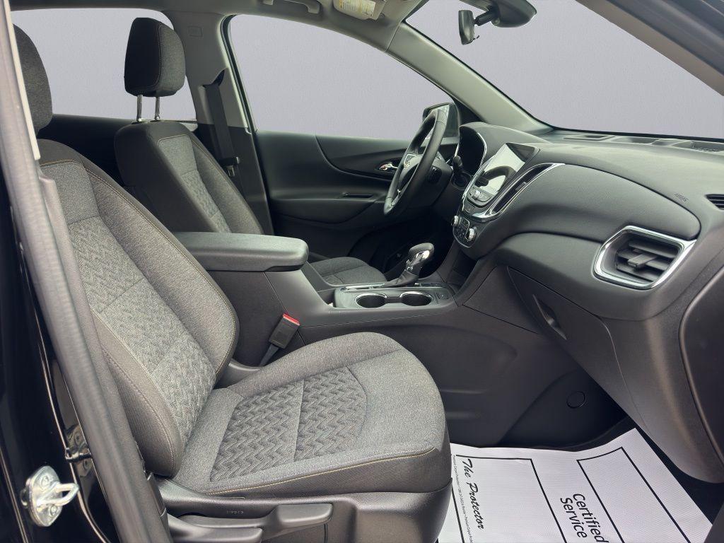 used 2024 Chevrolet Equinox car, priced at $25,995