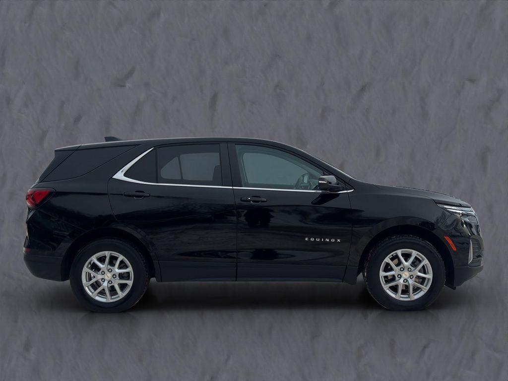 used 2024 Chevrolet Equinox car, priced at $25,995