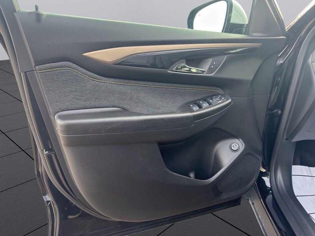 used 2025 Chevrolet TrailBlazer car, priced at $28,995