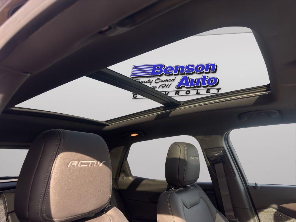 used 2025 Chevrolet TrailBlazer car, priced at $28,995