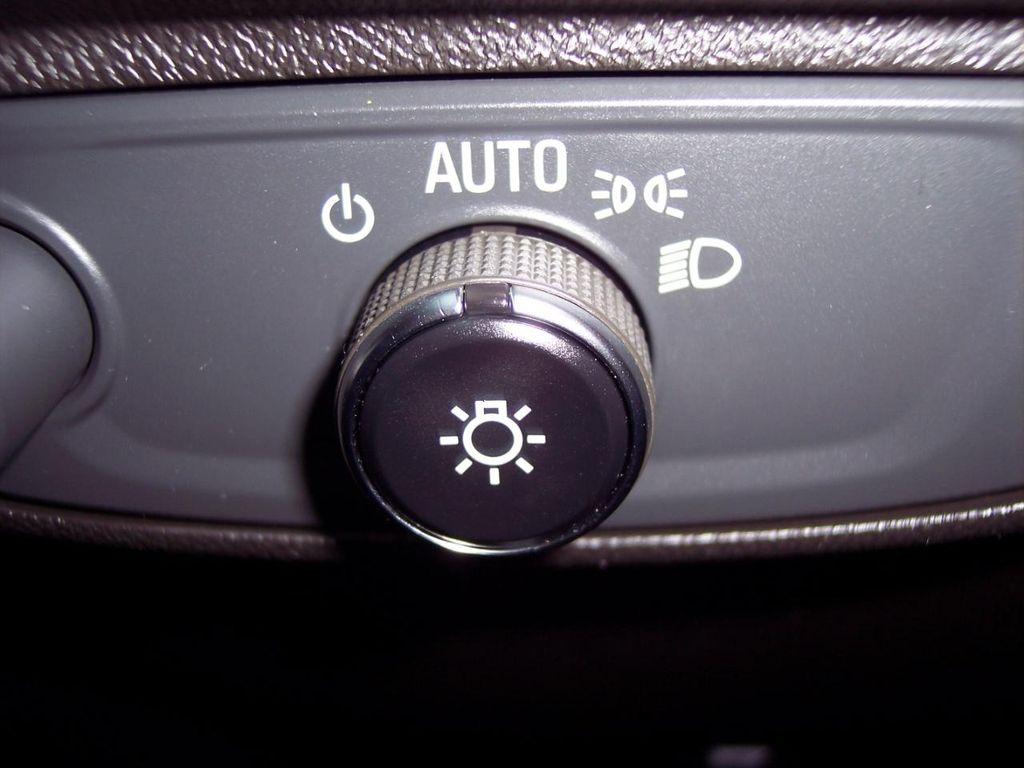 used 2022 Chevrolet Equinox car, priced at $17,500