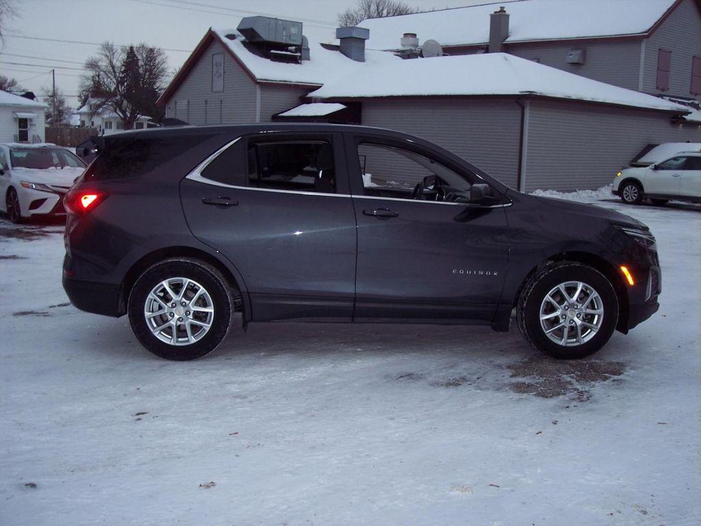 used 2022 Chevrolet Equinox car, priced at $17,500