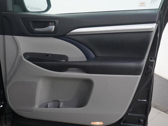 used 2019 Toyota Highlander car, priced at $20,199