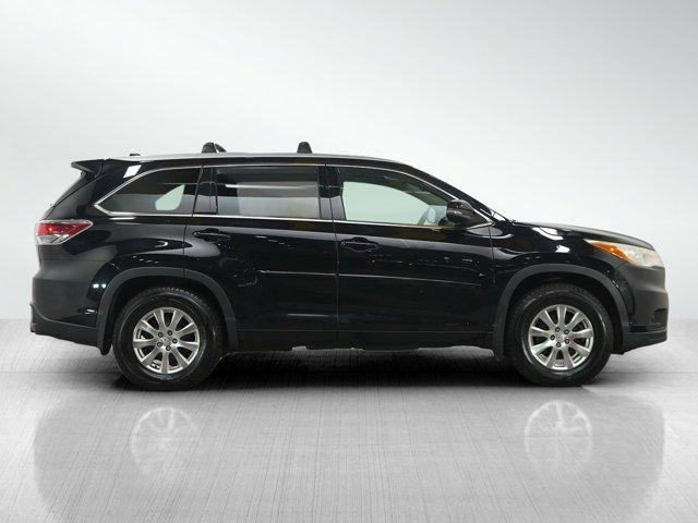used 2015 Toyota Highlander car, priced at $19,549