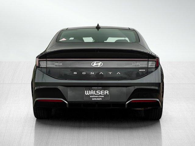 new 2026 Hyundai Sonata Hybrid car, priced at $32,233