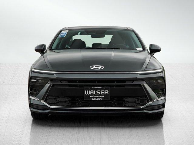 new 2026 Hyundai Sonata Hybrid car, priced at $32,233