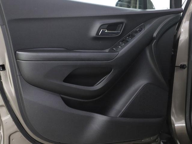 used 2021 Chevrolet Trax car, priced at $13,998