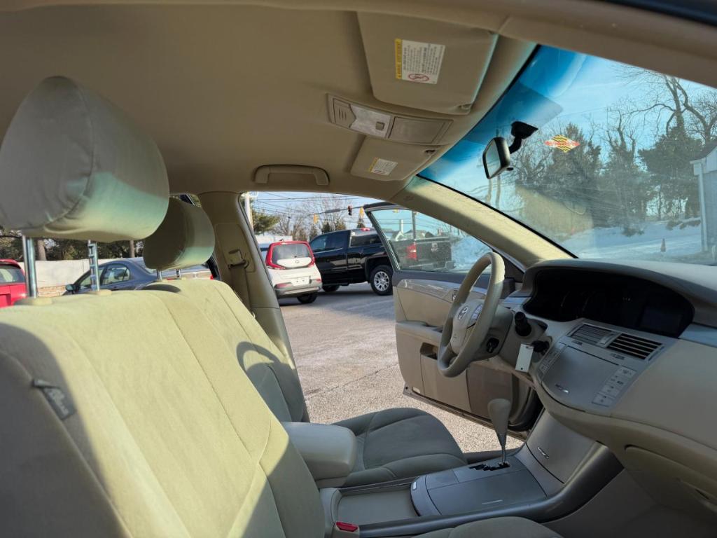used 2005 Toyota Avalon car, priced at $8,490