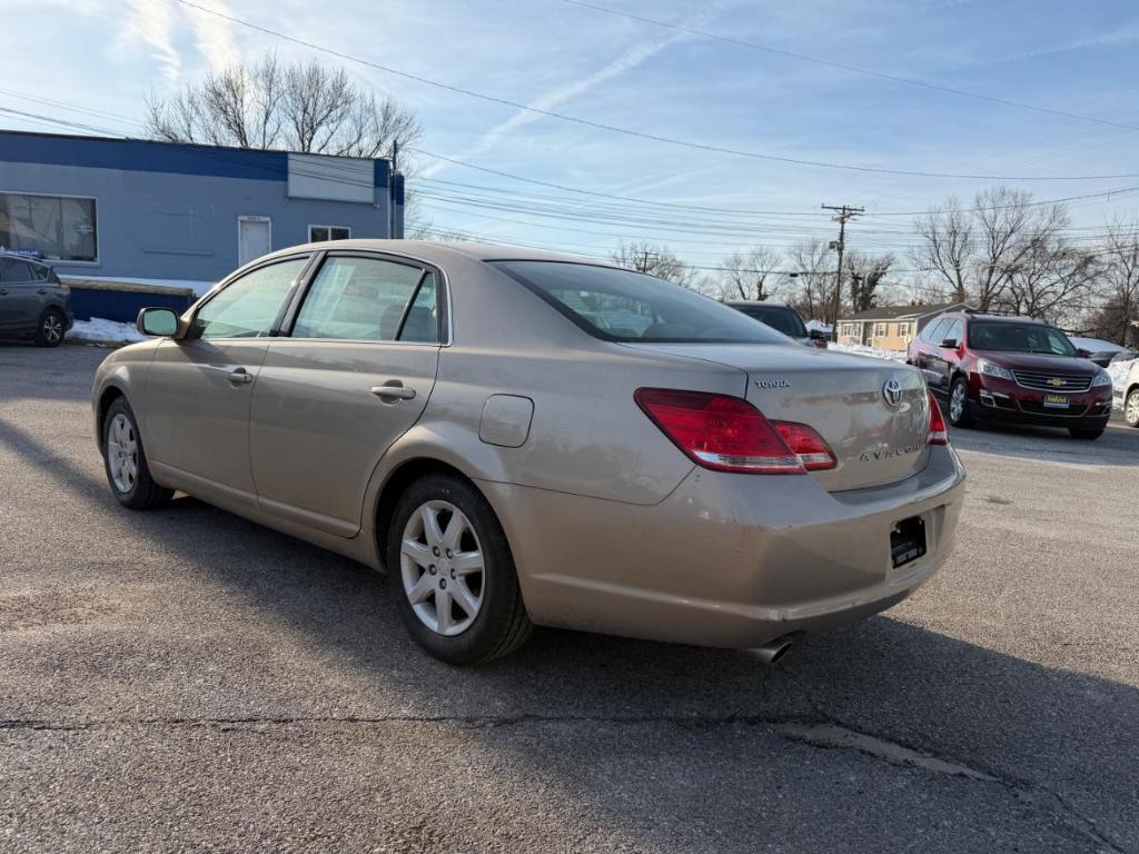 used 2005 Toyota Avalon car, priced at $8,490