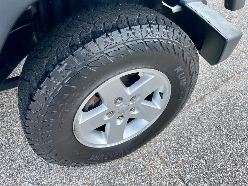 used 2016 Jeep Wrangler Unlimited car, priced at $16,999