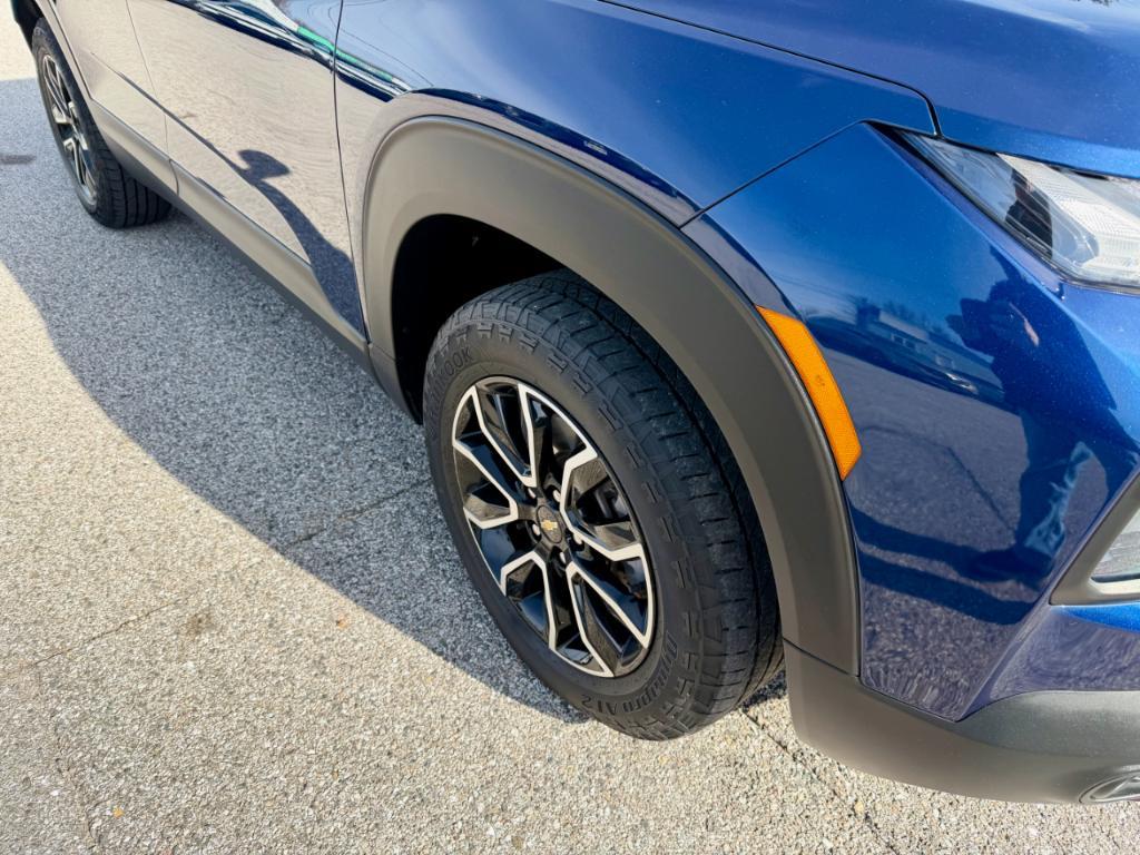 used 2023 Chevrolet TrailBlazer car
