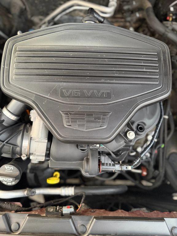 used 2017 Cadillac XT5 car, priced at $18,370